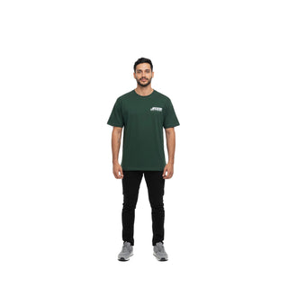Herren Streetwear T-Shirt in Grün von JAZA mit Born To Be Rich Logo – Frontansicht mit Model